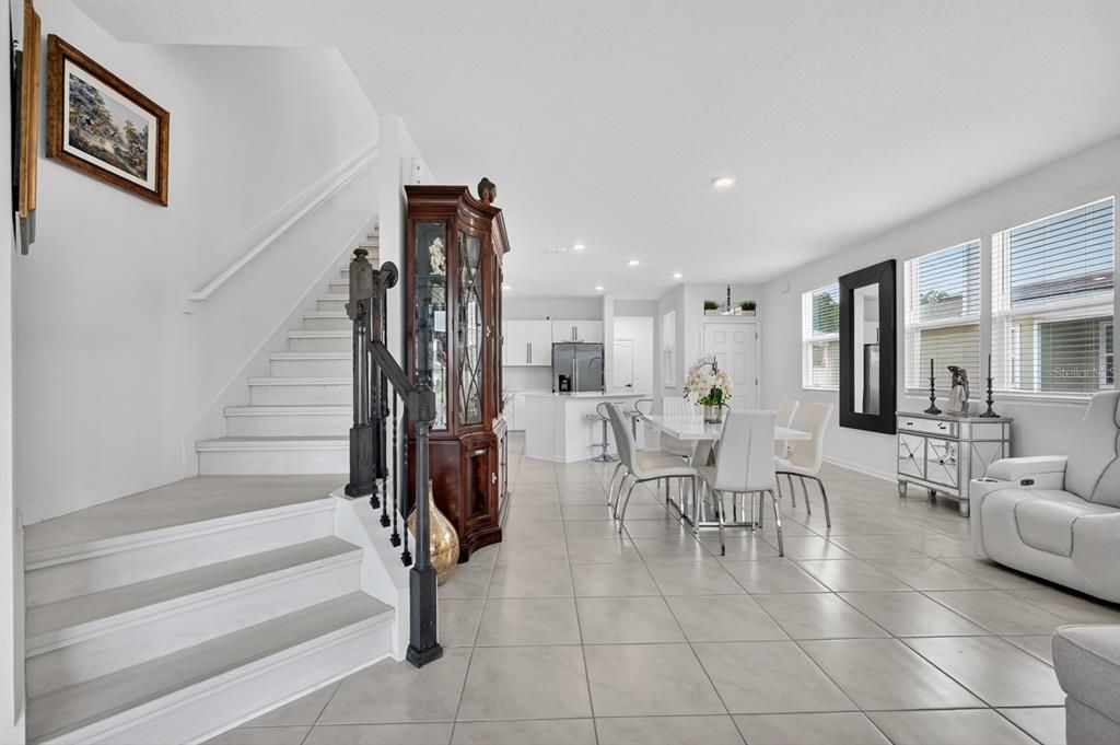 For Sale: $319,000 (3 beds, 2 baths, 1795 Square Feet)