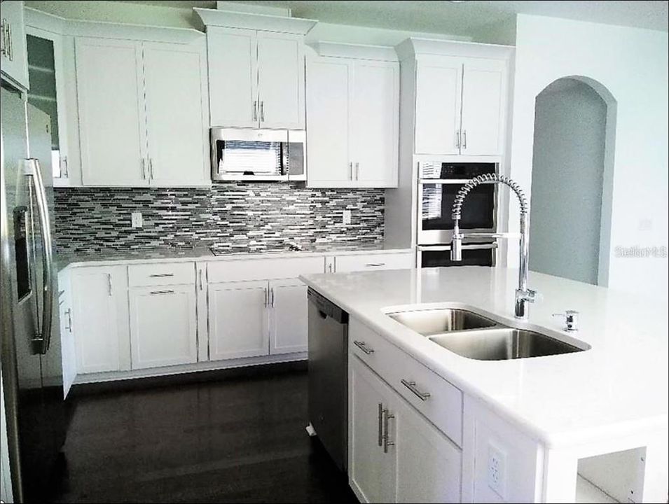 For Rent: $3,500 (4 beds, 3 baths, 2988 Square Feet)