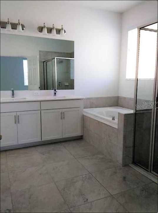 For Rent: $3,500 (4 beds, 3 baths, 2988 Square Feet)