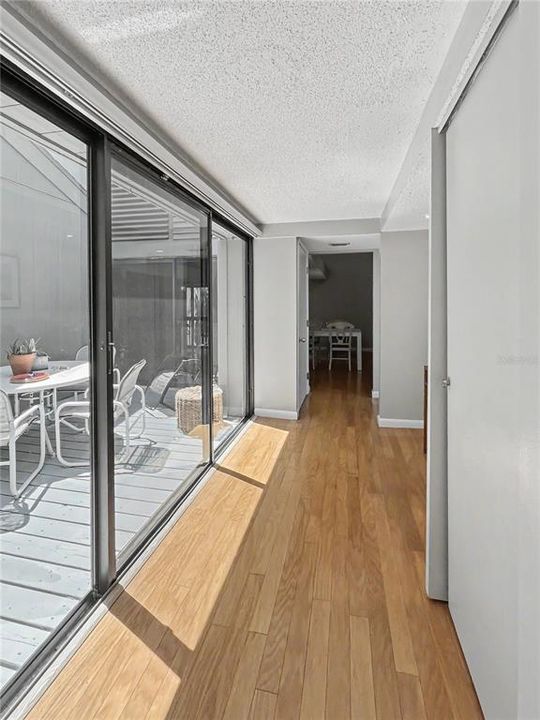 Active With Contract: $1,695 (2 beds, 2 baths, 1224 Square Feet)
