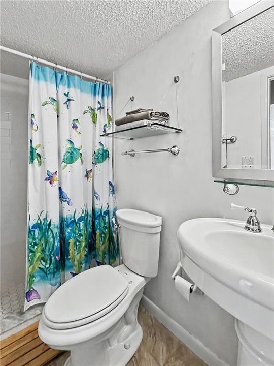 Active With Contract: $1,695 (2 beds, 2 baths, 1224 Square Feet)