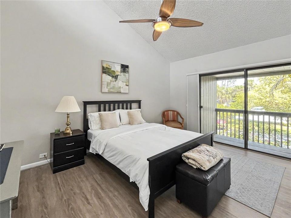 Active With Contract: $1,695 (2 beds, 2 baths, 1224 Square Feet)