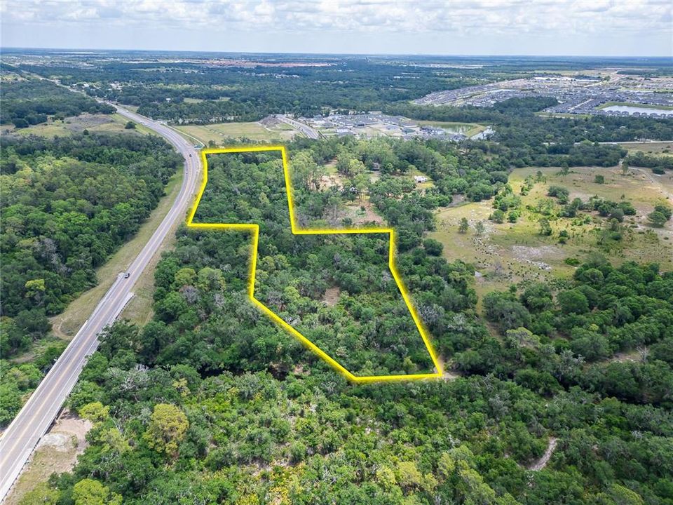 待售: $2,800,000 (10.36 acres)