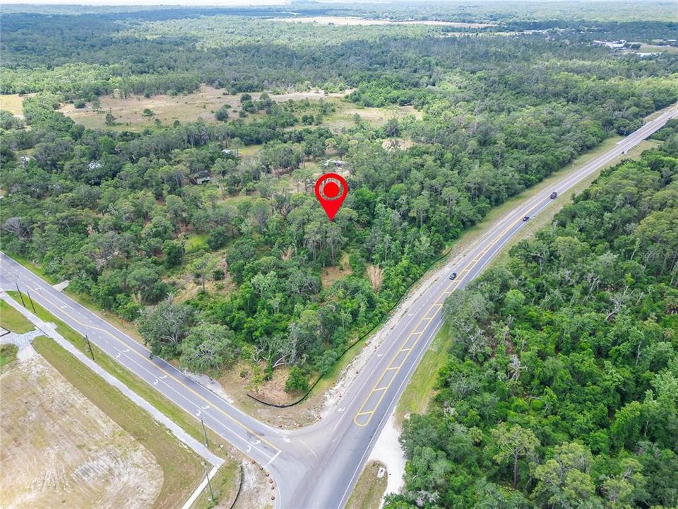 待售: $2,800,000 (10.36 acres)