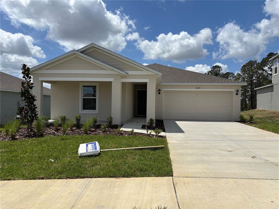 Recently Sold: $301,940 (4 beds, 2 baths, 1824 Square Feet)