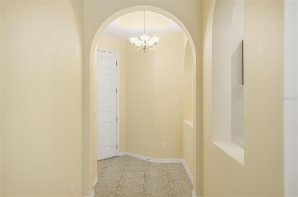 En Venta: $290,000 (2 camas, 2 baños, 1625 Pies cuadrados)