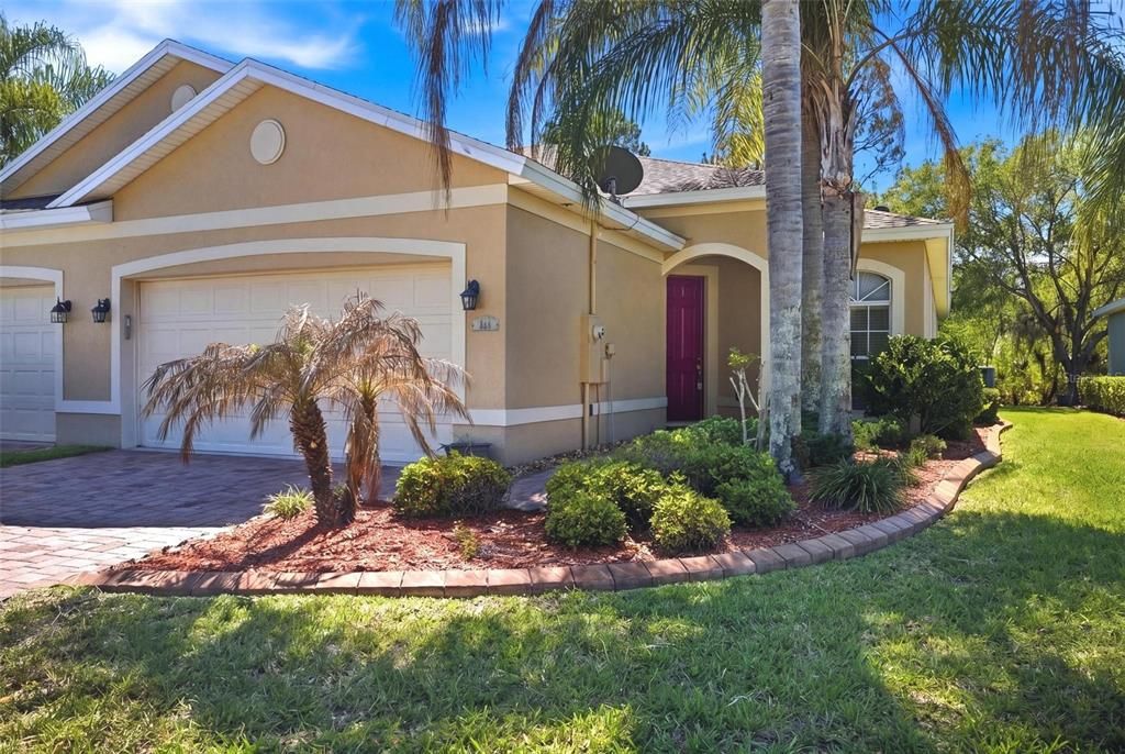 For Sale: $265,000 (2 beds, 2 baths, 1625 Square Feet)