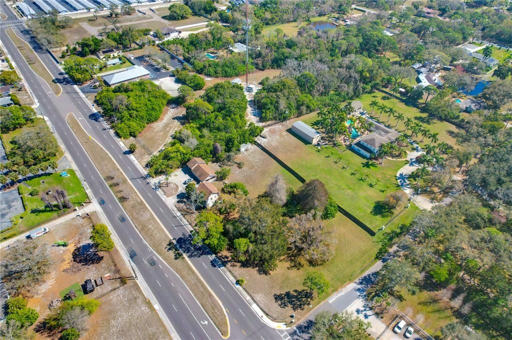 En Venta: $1,350,000 (1.45 acres)