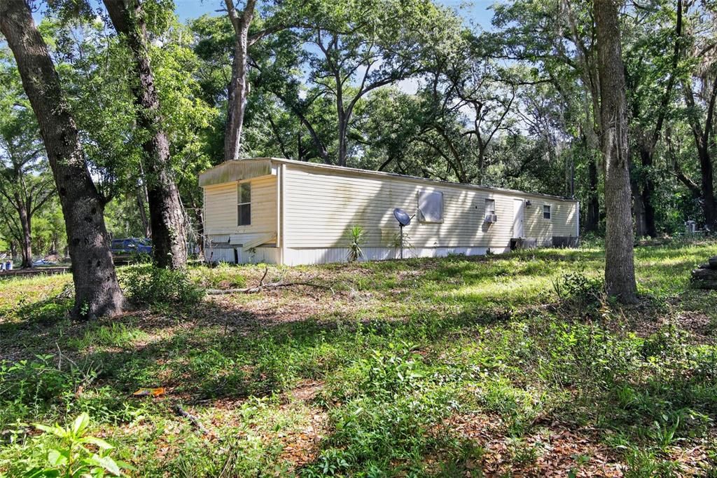 For Sale: $149,000 (3 beds, 2 baths, 924 Square Feet)