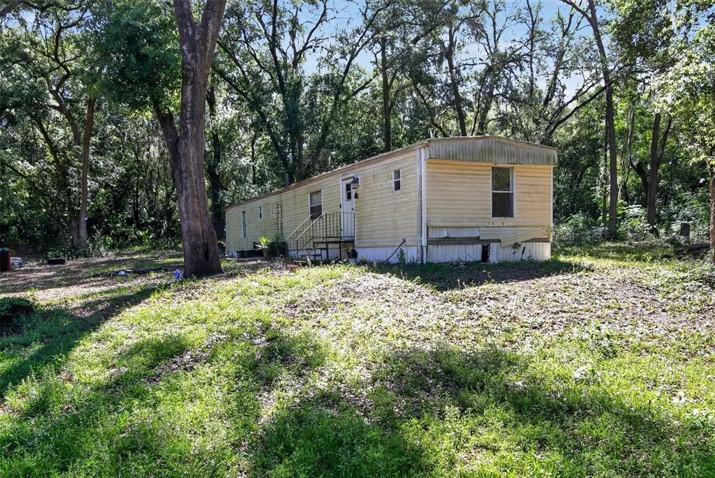 For Sale: $149,000 (3 beds, 2 baths, 924 Square Feet)