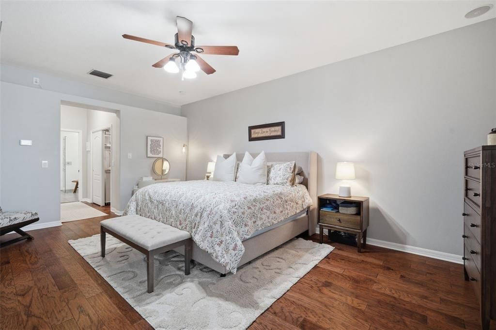 Active With Contract: $869,000 (5 beds, 3 baths, 3493 Square Feet)