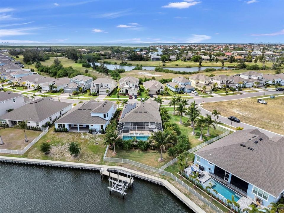 For Sale: $1,495,000 (4 beds, 3 baths, 2625 Square Feet)