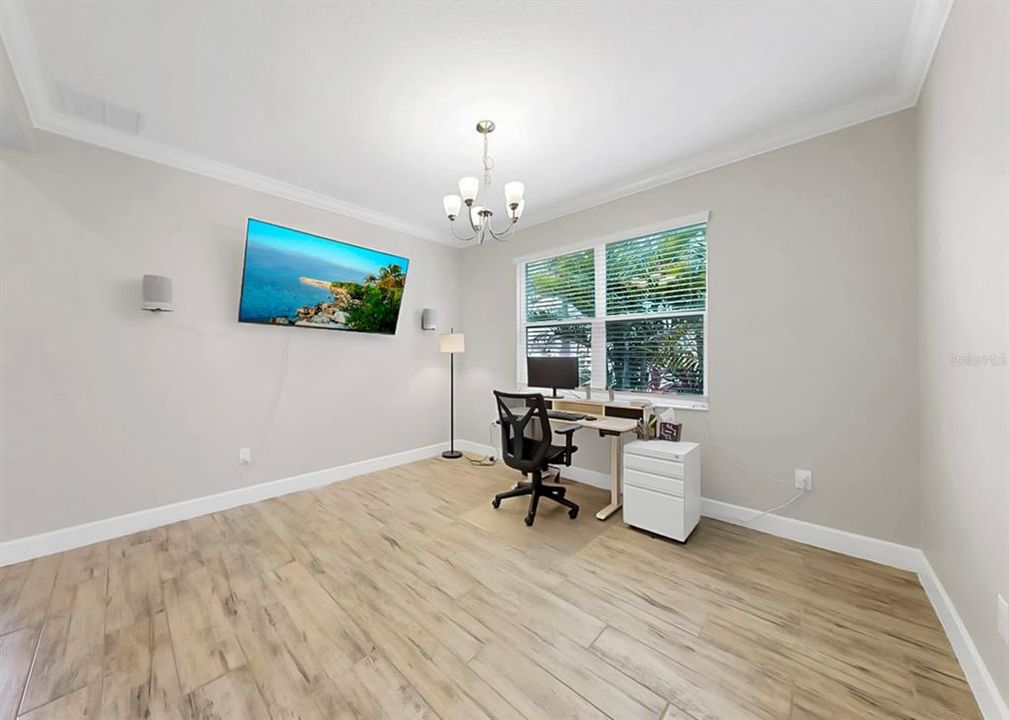 For Sale: $1,495,000 (4 beds, 3 baths, 2625 Square Feet)