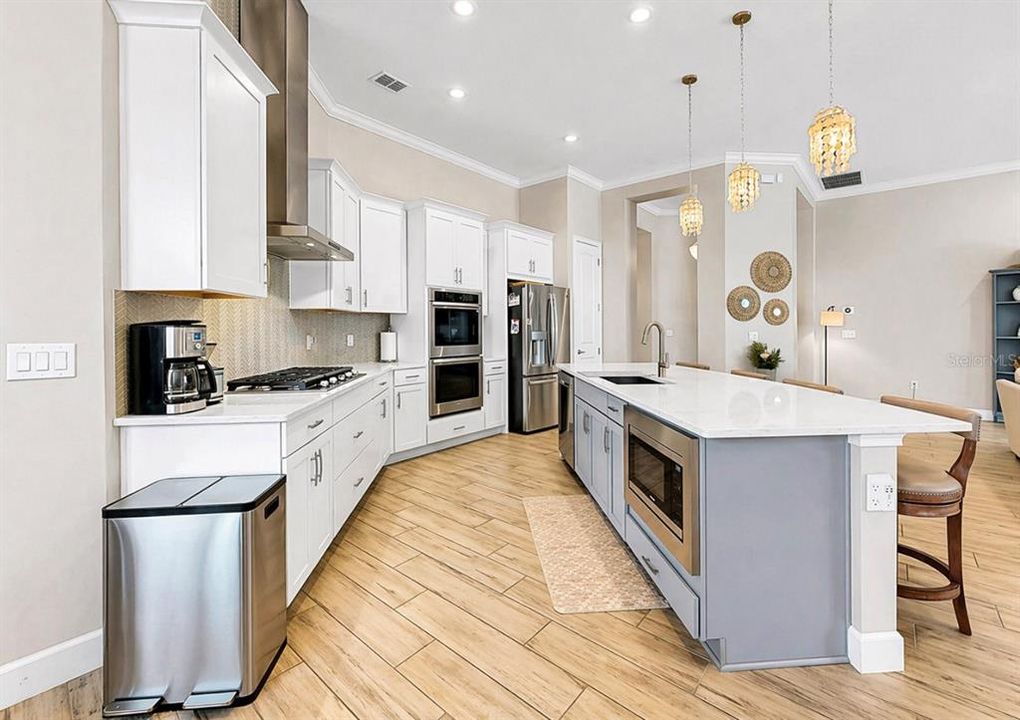 For Sale: $1,495,000 (4 beds, 3 baths, 2625 Square Feet)