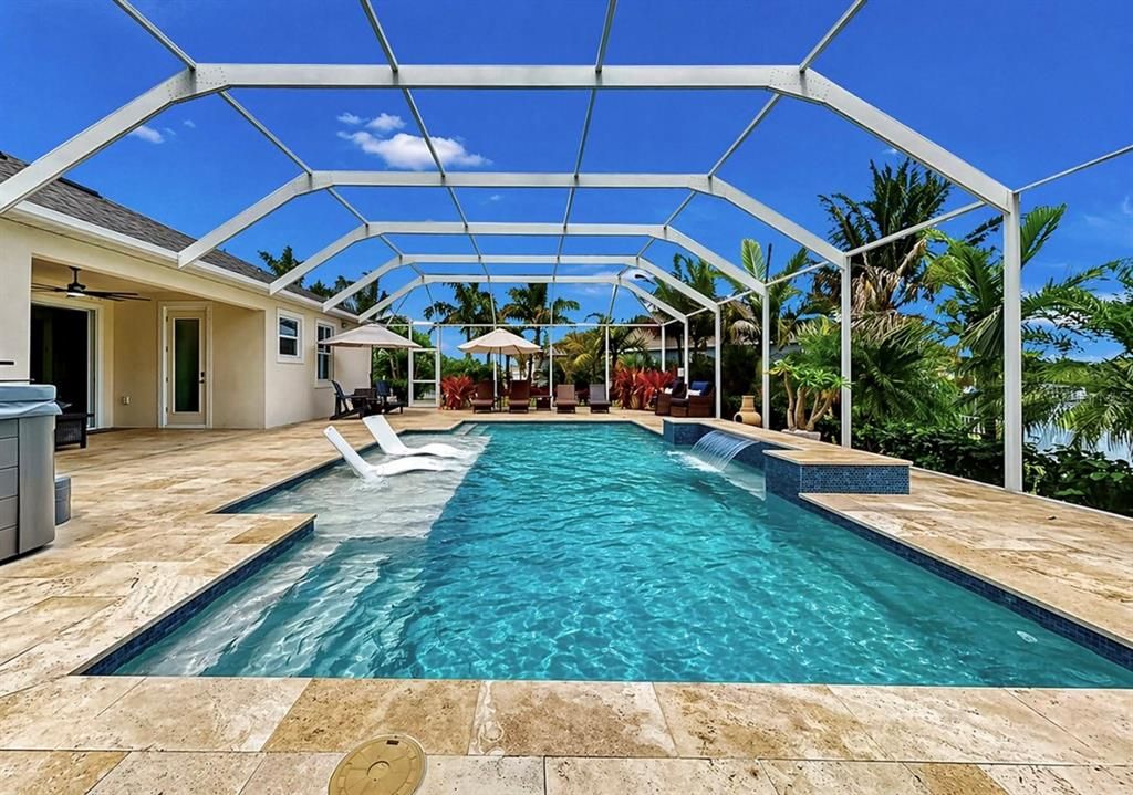 For Sale: $1,495,000 (4 beds, 3 baths, 2625 Square Feet)