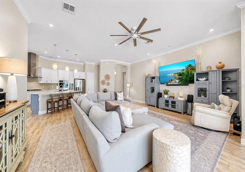 For Sale: $1,495,000 (4 beds, 3 baths, 2625 Square Feet)