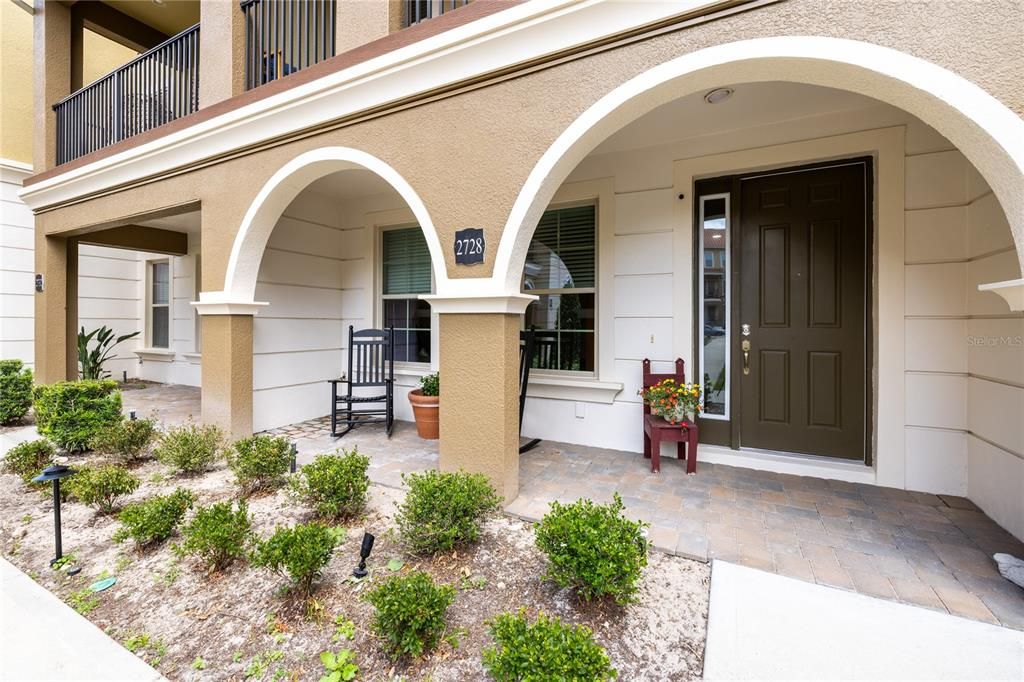 For Sale: $439,000 (3 beds, 3 baths, 2191 Square Feet)