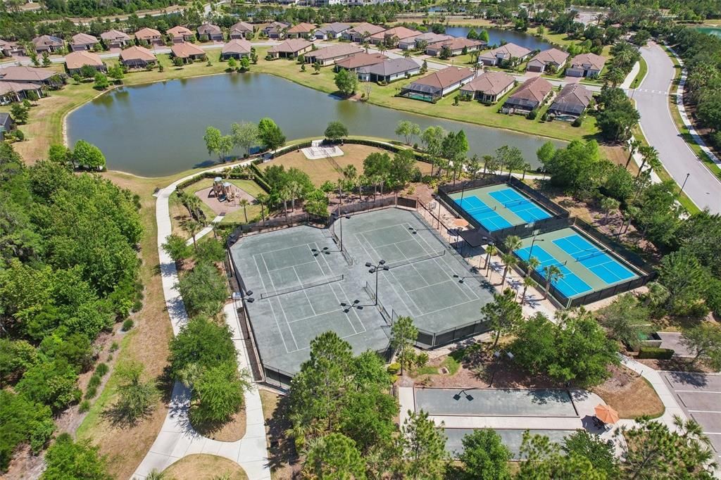 En Venta: $834,797 (3 camas, 3 baños, 2336 Pies cuadrados)