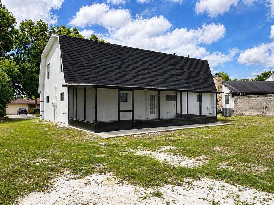 For Sale: $485,000 (4 beds, 3 baths, 2028 Square Feet)
