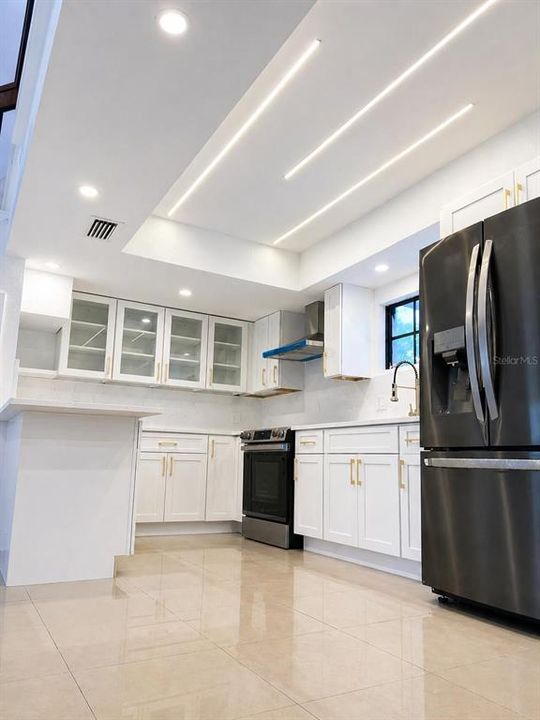 For Sale: $485,000 (4 beds, 3 baths, 2028 Square Feet)