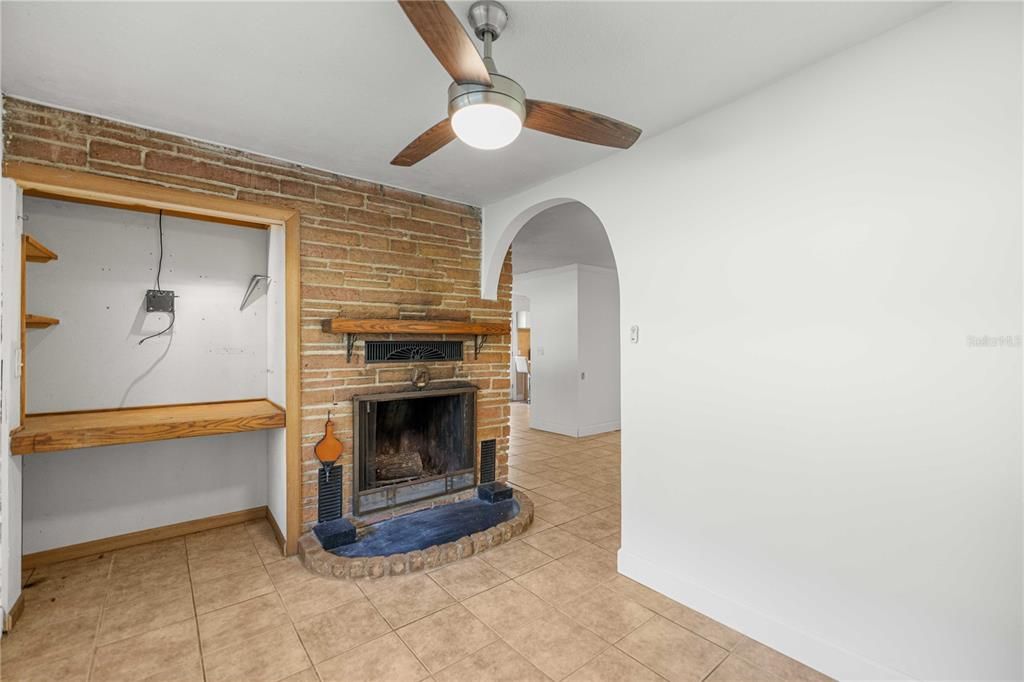 В аренду: $1,800 (3 спален, 2 ванн, 1673 Квадратных фут)