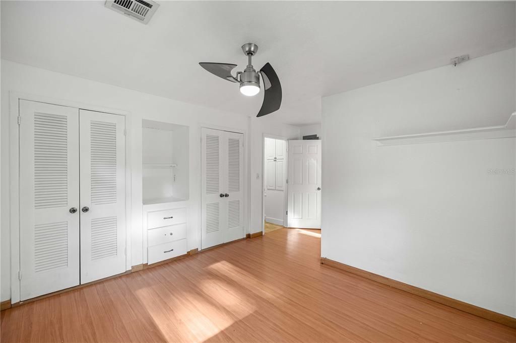 В аренду: $1,800 (3 спален, 2 ванн, 1673 Квадратных фут)