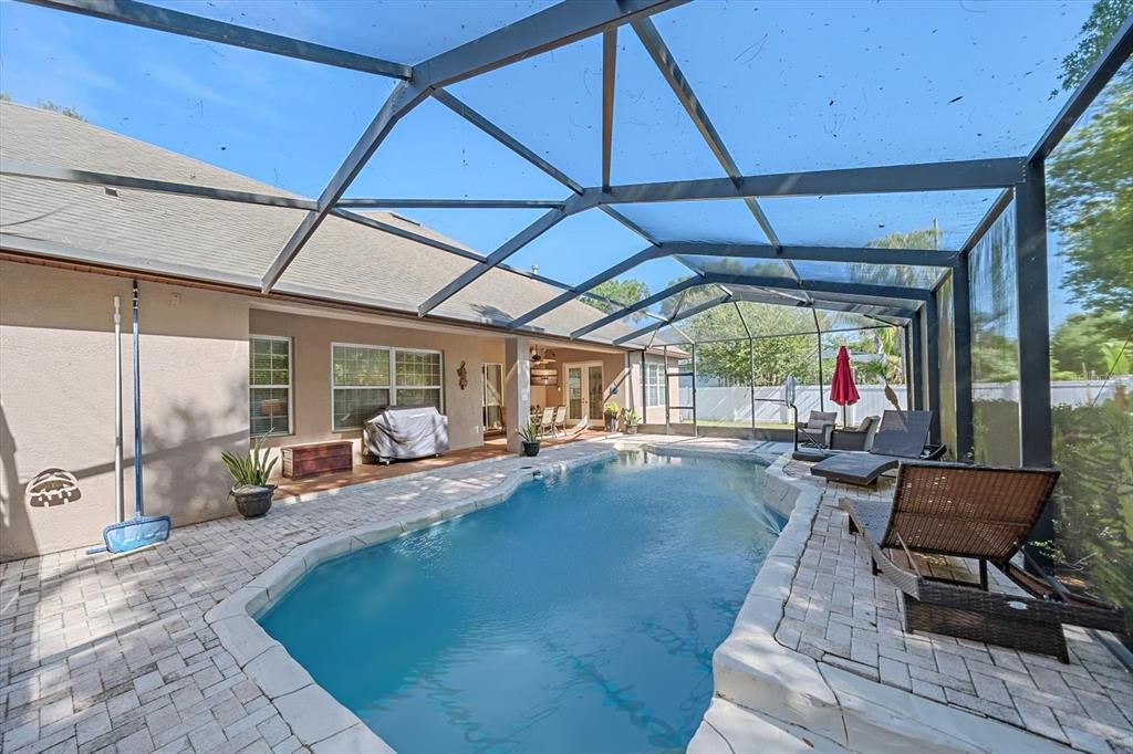 For Sale: $650,000 (4 beds, 3 baths, 3257 Square Feet)