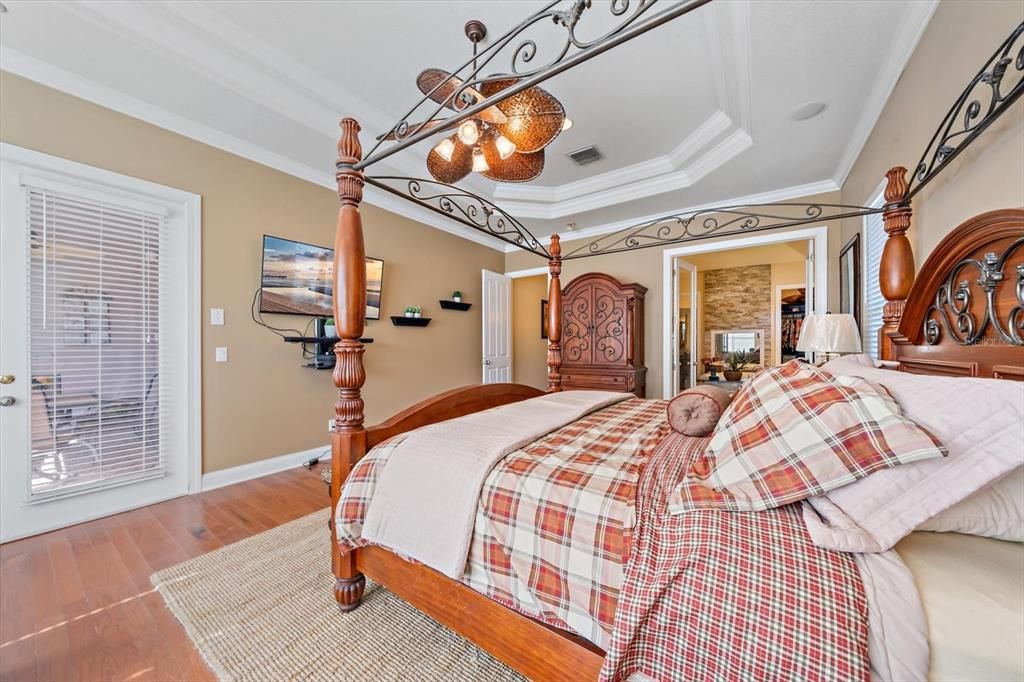 For Sale: $650,000 (4 beds, 3 baths, 3257 Square Feet)