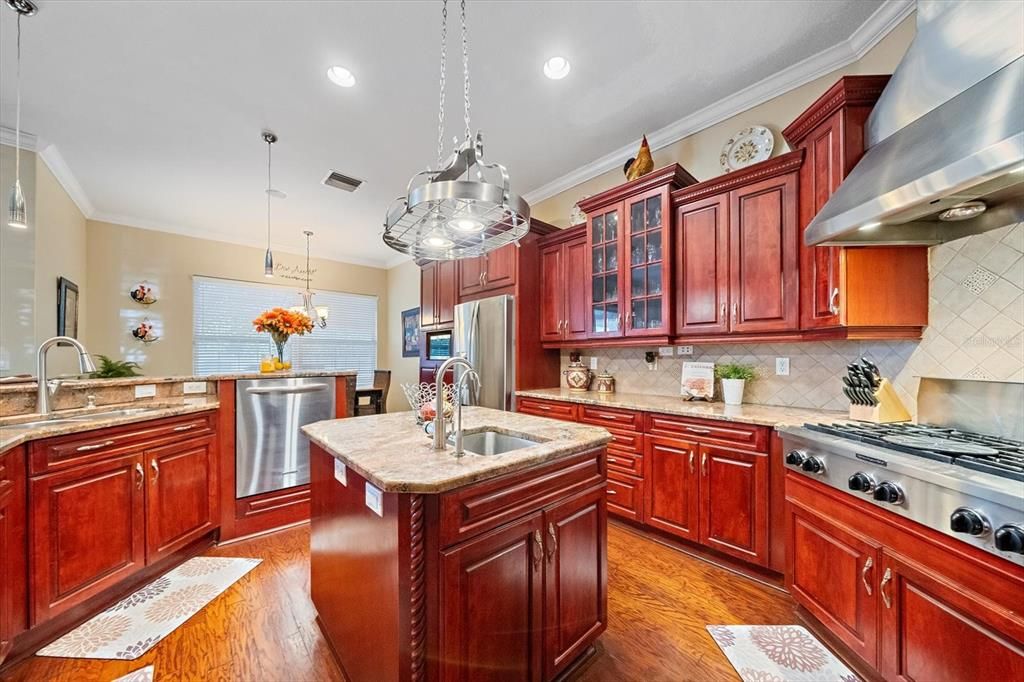 For Sale: $650,000 (4 beds, 3 baths, 3257 Square Feet)