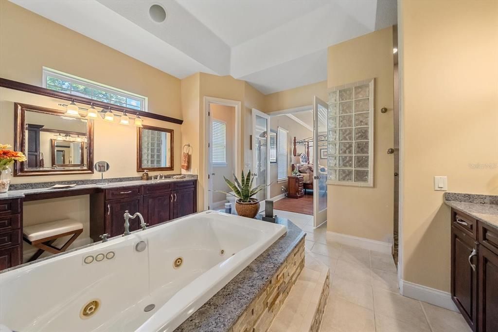 For Sale: $650,000 (4 beds, 3 baths, 3257 Square Feet)