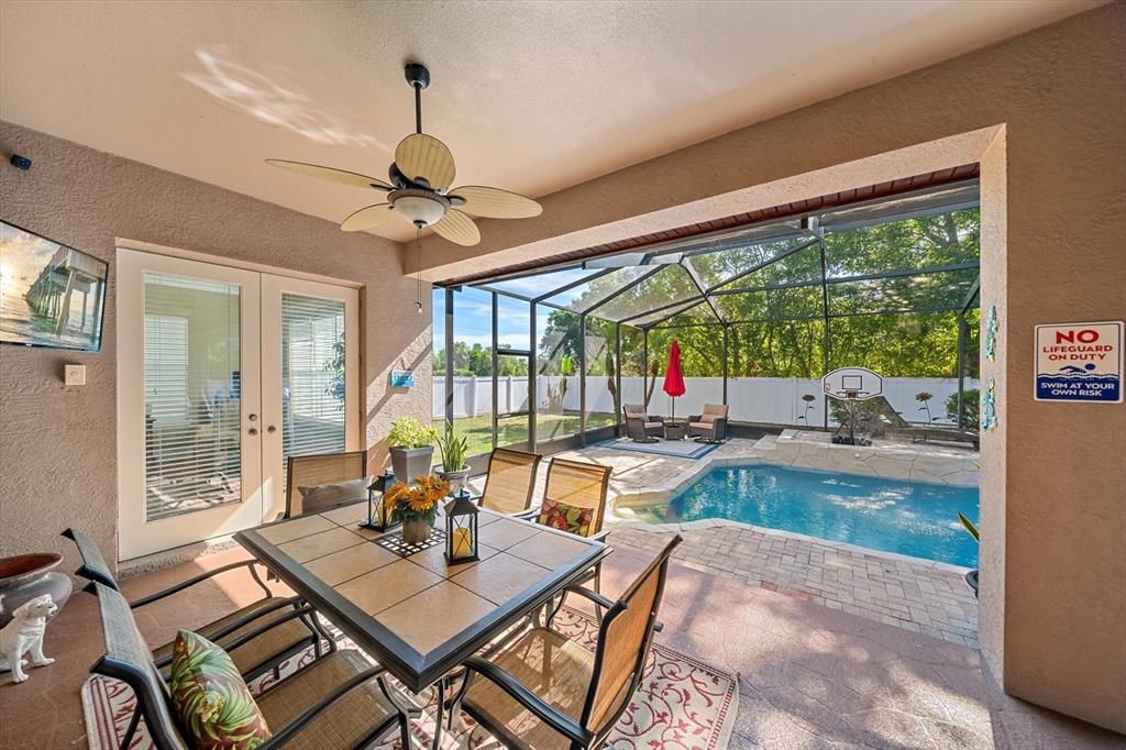 For Sale: $650,000 (4 beds, 3 baths, 3257 Square Feet)