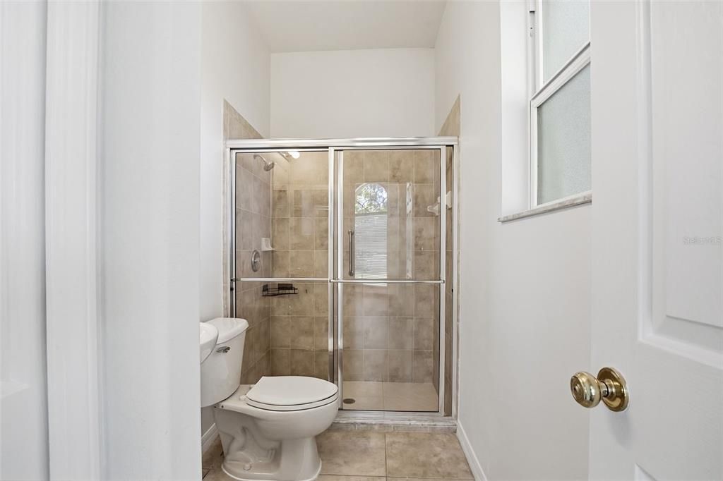 Activo con contrato: $509,900 (4 camas, 2 baños, 2765 Pies cuadrados)