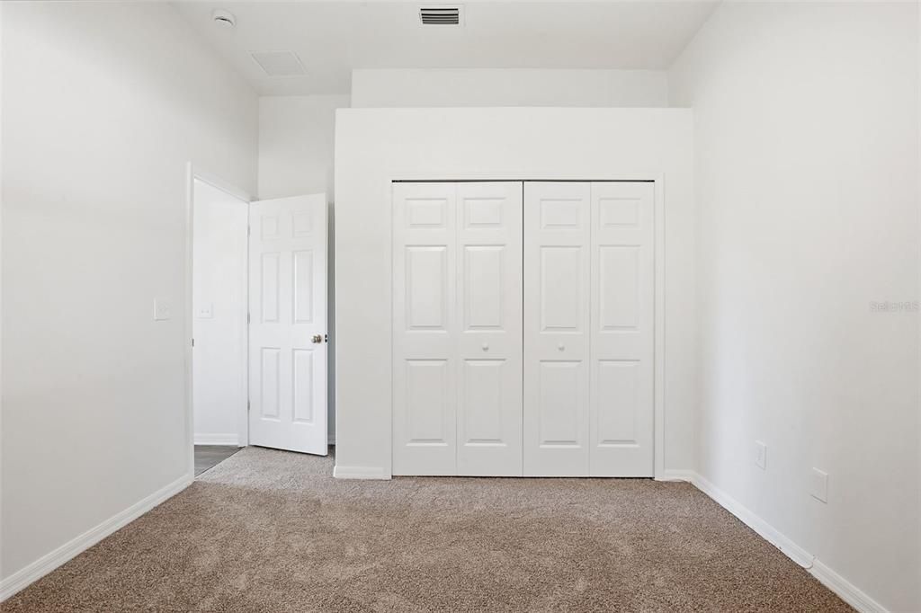 Activo con contrato: $509,900 (4 camas, 2 baños, 2765 Pies cuadrados)