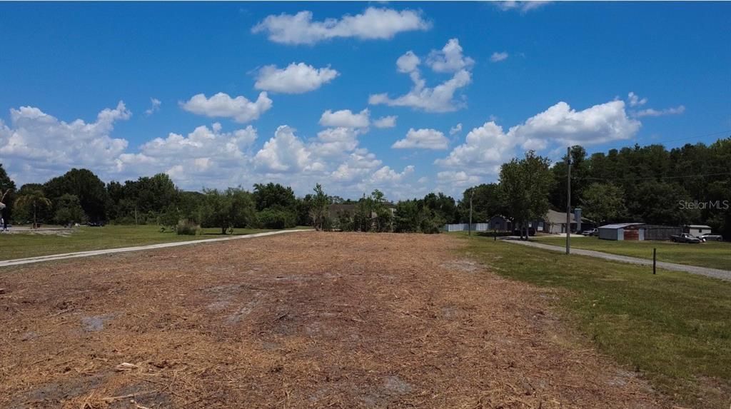 Под контрактом: $199,999 (1.16 acres)
