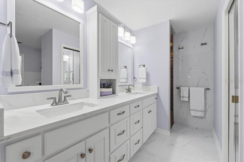 For Sale: $325,000 (3 beds, 2 baths, 3261 Square Feet)
