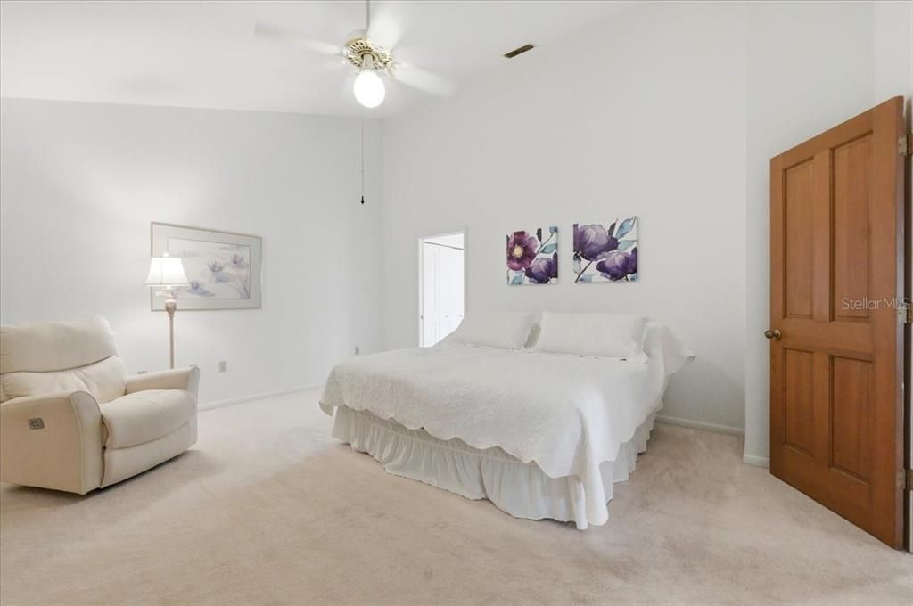 For Sale: $325,000 (3 beds, 2 baths, 3261 Square Feet)