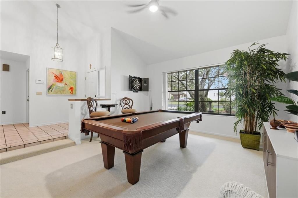 For Sale: $325,000 (3 beds, 2 baths, 3261 Square Feet)