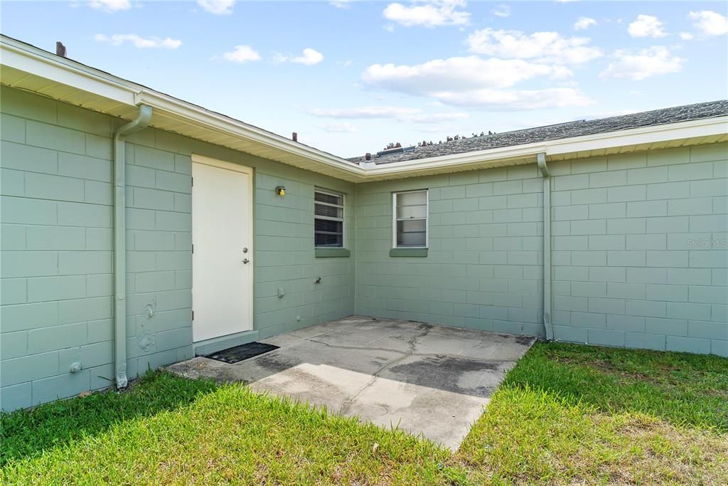 Activo con contrato: $299,000 (3 camas, 2 baños, 1157 Pies cuadrados)