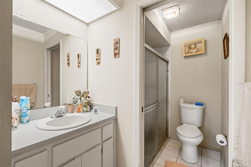 En Venta: $124,900 (2 camas, 2 baños, 1029 Pies cuadrados)