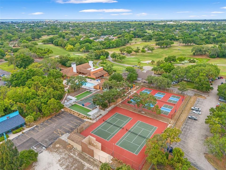 En Venta: $124,900 (2 camas, 2 baños, 1029 Pies cuadrados)