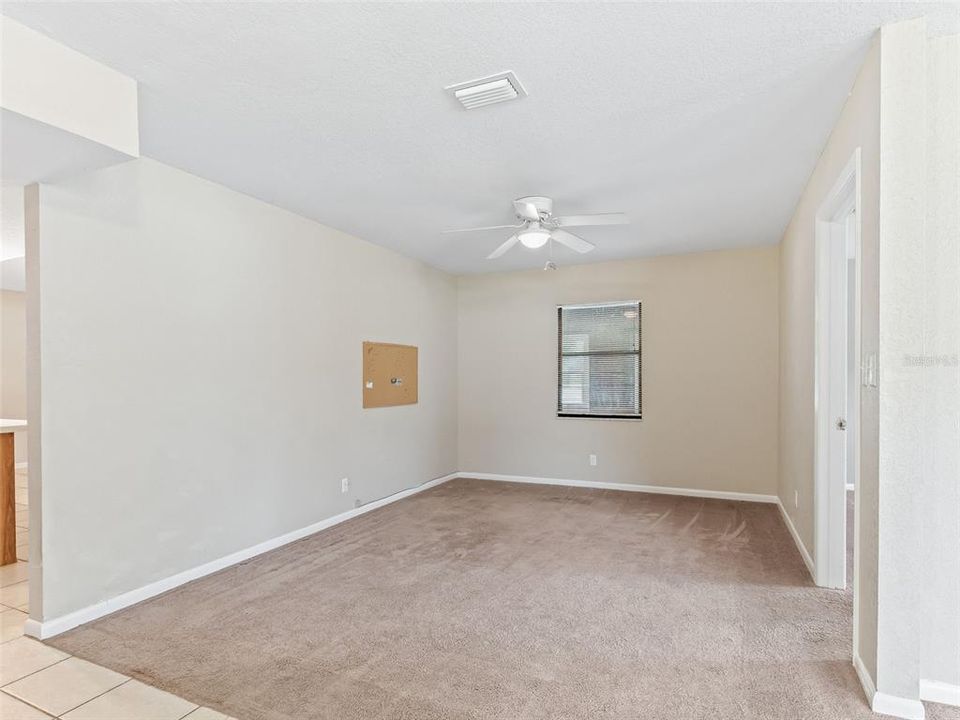 Active With Contract: $229,900 (3 beds, 2 baths, 1579 Square Feet)
