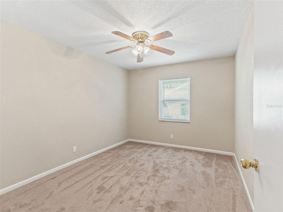 Active With Contract: $229,900 (3 beds, 2 baths, 1579 Square Feet)