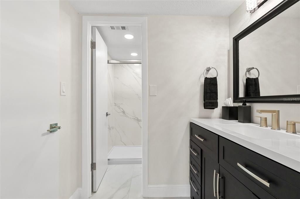 En Venta: $314,900 (1 camas, 1 baños, 680 Pies cuadrados)