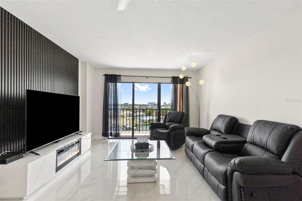 En Venta: $314,900 (1 camas, 1 baños, 680 Pies cuadrados)