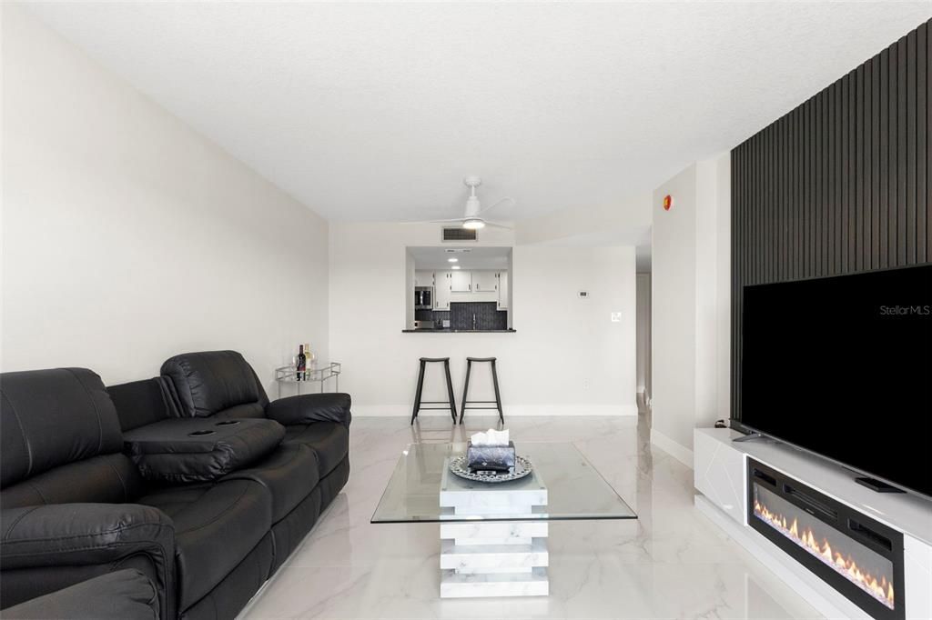 En Venta: $314,900 (1 camas, 1 baños, 680 Pies cuadrados)