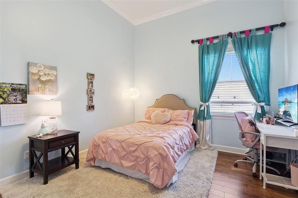 For Sale: $1,999,900 (5 beds, 4 baths, 5922 Square Feet)