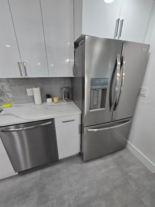 На продажу: $749,900 (2 спален, 2 ванн, 1409 Квадратных фут)