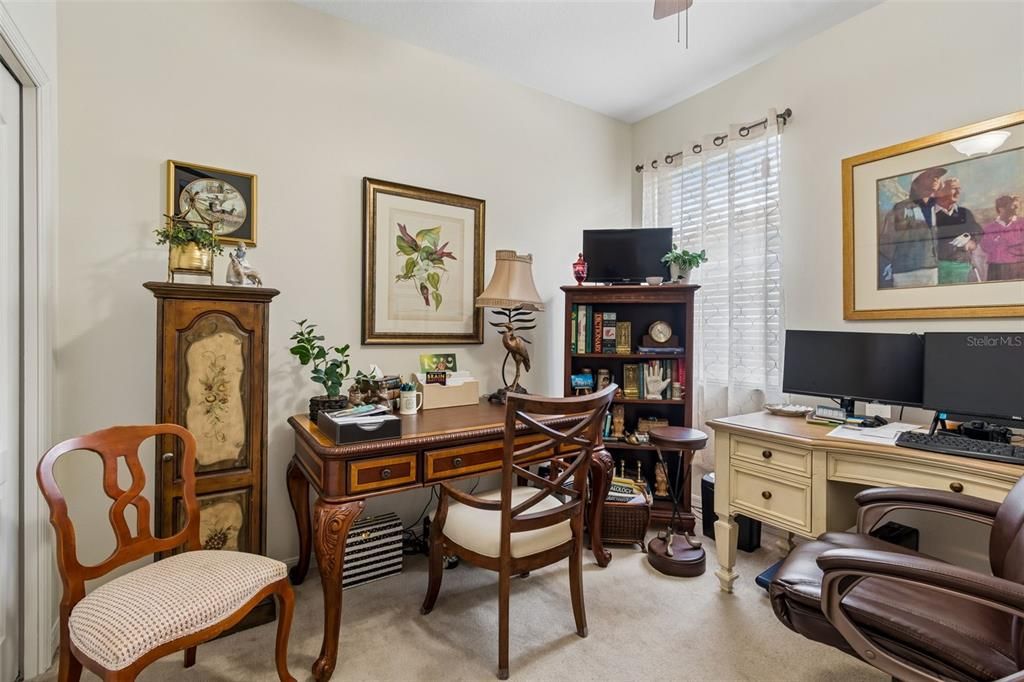 Active With Contract: $299,000 (3 beds, 2 baths, 1614 Square Feet)
