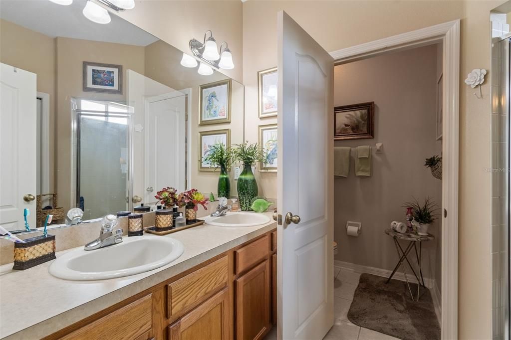 Active With Contract: $299,000 (3 beds, 2 baths, 1614 Square Feet)