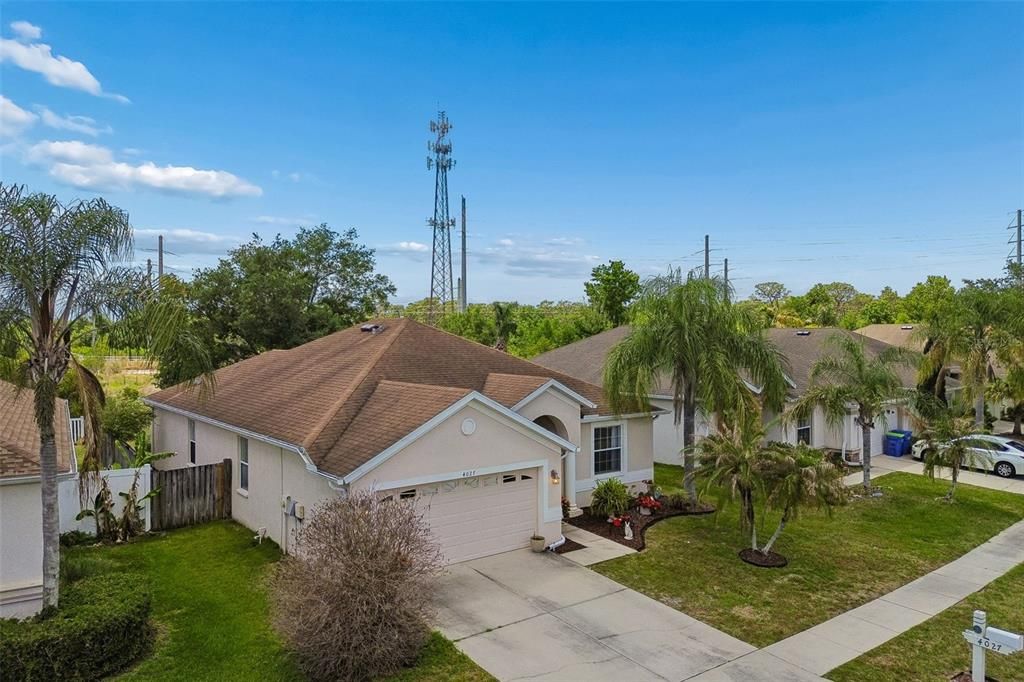 Active With Contract: $299,000 (3 beds, 2 baths, 1614 Square Feet)
